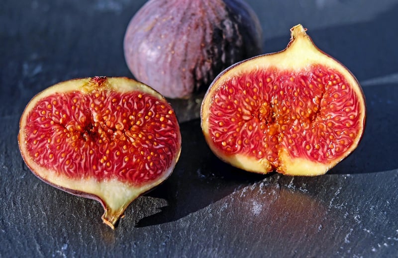 Dried figs